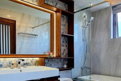 can-ho-co-2-toilet-trang-thiet-bi-cao-cap