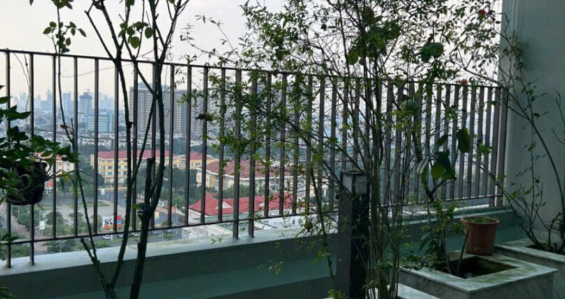 cho thue can ho penthouse star hill 5 810x430 - Cho thuê căn Penthouse Star Hill. DT 224m2- Nhà đẹp- 4 Phòng- 3 Toilet. View Thành Phố. Giá thuê 2.700 USD/Tháng