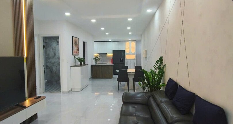 cho thue can ho san vuon sky garden 2 6 810x430 - Cần cho thuê căn hộ sân vườn Sky Garden 2. DT 114m2 Rộng rãi- Đầy đủ nội thất cao cấp-3 Phòng-2wc- Giá thuê 35 Triệu/Tháng