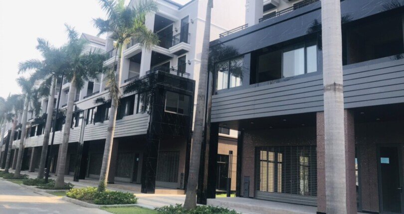 day shophouse can ban 810x430 - Giá mua bán nguyên căn Shophouse E2-32 Gs Nhà Bè T4/2025