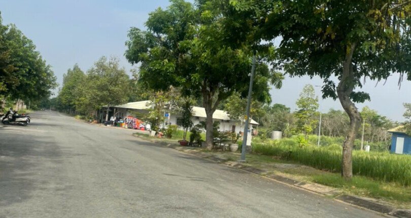 duong noi khu kdc 1 810x430 - Giá mua bán đất nền lô A11 Khu dân cư Phú Xuân Minh Long Nhà Bè T4/2025