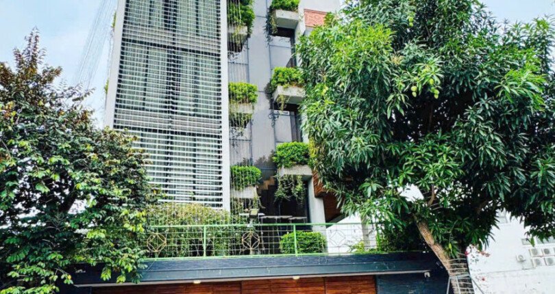 hinh anh nha biet thu ban 810x430 - Giá mua bán nhà Biệt thự có hồ bơi, thang máy kdc Phú Mỹ Quận 7 T5/2025