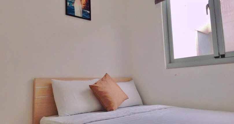 hinh anh phong ngu can ho ban 1 810x430 - Bán căn hộ chung cư Scenic Valley 1, căn góc, 77m2, 02pn, giá 6.2 tỷ, nội thất đầy đủ , xem nhà dễ.