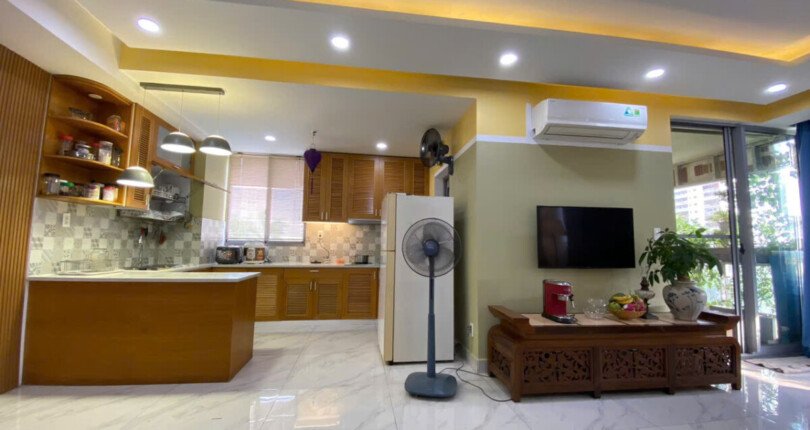 khong gian bep sang trong 1 810x430 - Giá cho thuê căn hộ 3pn block C chung cư Green Valley Quận 7 T4/2025