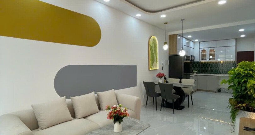phong khach can ho ban 26 810x430 - Cần bán căn hộ chung cư Sky Garden 1, diện tích 71m2, giá 4.690 tỷ, nhà đẹp, đầy đủ nội thất.
