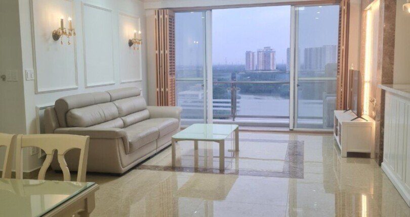 phong khach can ho ban 42 810x430 - Giá mua bán căn hộ 3pn block C view sông chung cư Riverpark Residence Quận 7 T4/2025