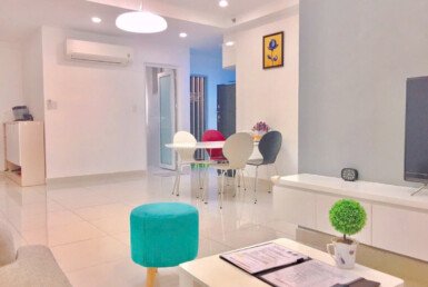 phong-khach-can-ho-ban