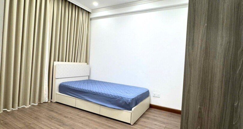 phong ngu nho 810x430 - Chủ gửi bán gấp căn hộ Riverpark Premier, căn góc, view sông, block B, giá 16,2 tỷ