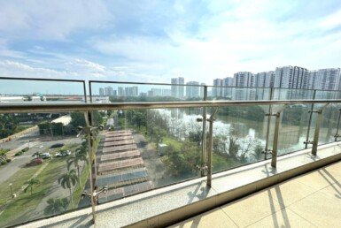 view-ban-cong-can-ho-ban