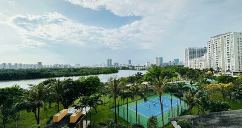 view can ho ban 2 810x430 - Bán căn hộ chung cư Reiverside Residence , diện tích 130m2, giá 13.8 tỷ, nhà mới , nội thất đầy đủ.