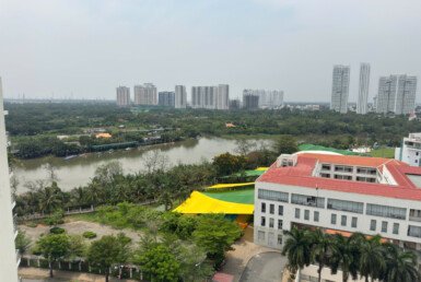 view-phong-khach-can-ho-truc-dien-song-va-truong-dinh-thien-ly-quan-7