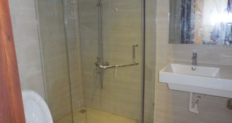 wc can cho thue 810x430 - Cho thuê căn hộ chung cư Scenic Valley 1, 70m2, 02pn, giá 17tr/tháng, nội thất đầy đủ.