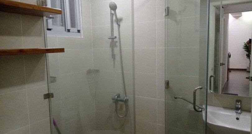 wc can ho can ban 810x430 - Bán căn hộ chung cư Scenic Valley 1, 70m2, 02pn, giá 6.2 tỷ, nội thất đầy đủ, view nội khu