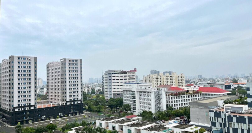 z6462558373368 7b123c46f1d56a1dcb89d49db8ad12bd 810x430 - Bán Scenic Valley 1 Block G Tầng 10 dt 77m 2 phòng giá 6,2 tỷ