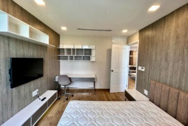 z6483656286454_4fa17f1e4da9085261946015c0a02407