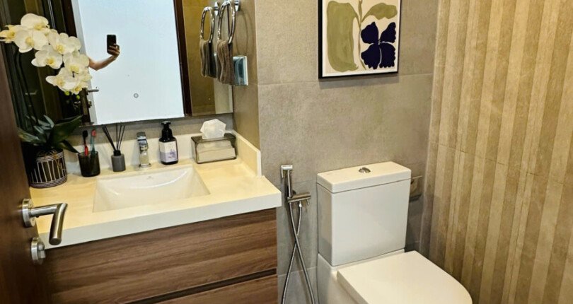 z6483659404471 ba5e23e561973dfdd88b720f38d06f1b 810x430 - Bán Midtown M7 Block C Tầng 6 dt 81m 2 phòng giá 8,1 tỷ