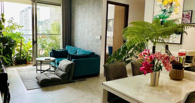 z6483659459395 9602e621b7e5b8eb736a54c702923c81 810x430 - Bán Midtown M7 Block C Tầng 6 dt 81m 2 phòng giá 8,1 tỷ