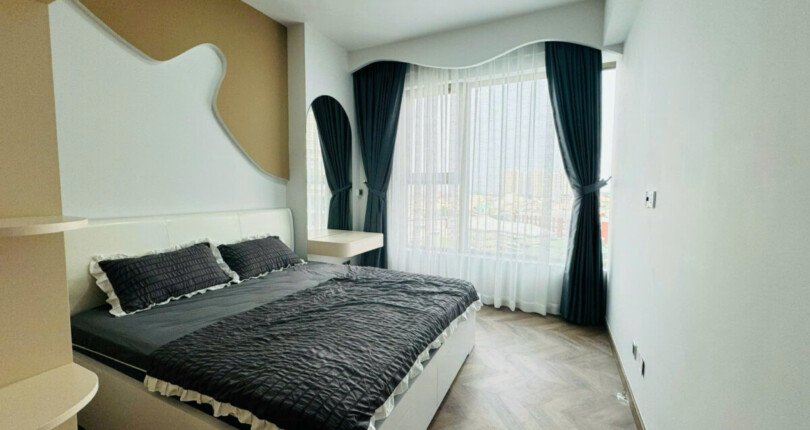 z6490536383541 a94a2aef83a9edc845f6e2b14d040d15 810x430 - Cho thuê Midtown M8 Block C Tầng 9 dt 81m 2 phòng giá 1200usd/tháng