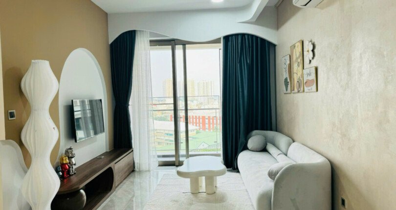 z6490536464967 7ecc46c1e3efd0050bb83e9aa1766dc9 810x430 - Cho thuê Midtown M8 Block C Tầng 9 dt 81m 2 phòng giá 1200usd/tháng