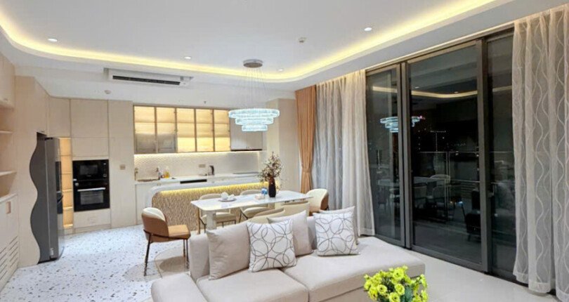 z6490537301112 5b133a9d940f5a22355ce5bb73317ed4 810x430 - Cho thuê Penthouse Ascentia Block B Tầng 14 dt 210m 4 phòng giá 4500usd