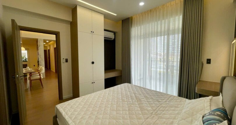 z6490540072847 f64705d5ce64cfa582eb2d8ed887755b 1 810x430 - Cho thuê Cảnh Viên 3 Block BC Tầng 2, dt 116m 3 phòng giá 42 triệu