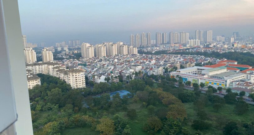 z6494106198066 c6b20c25251819a42dc7723baca63dee 810x430 - Bán Happy Valley Block K Tầng 22 dt 100m 3 phòng giá 8,5 tỷ