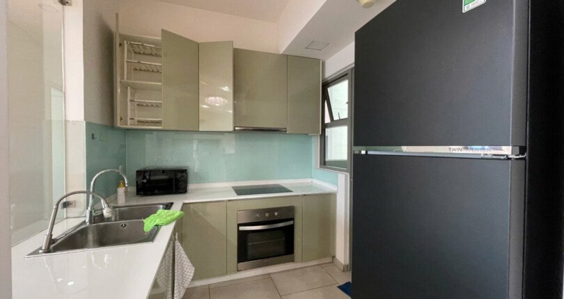 z6503251301565 ab6e852a9196f5d0f0d1aa7e160dab01 810x430 - Cho thuê Riviera Point dt 99m 2 phòng full nội thất giá 24 triệu