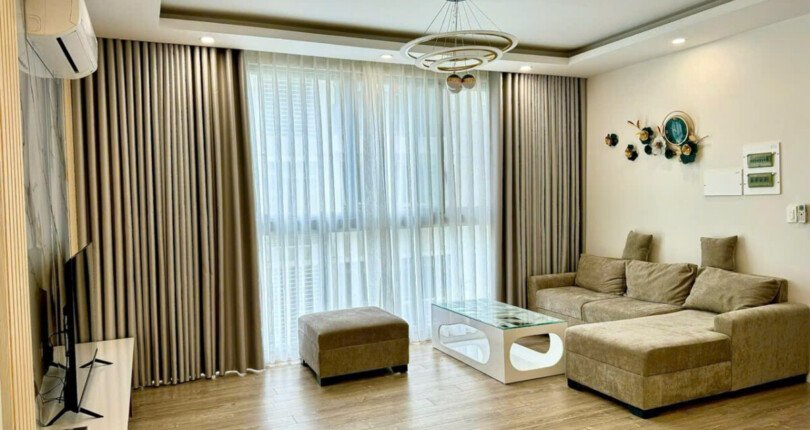 z6510114820166 7deb31161bd0cbbb4e0fc66d79d68634 810x430 - Cho thuê Star Hill Block E Tầng 5 dt 112m 3 phòng full đồ giá 25 triệu