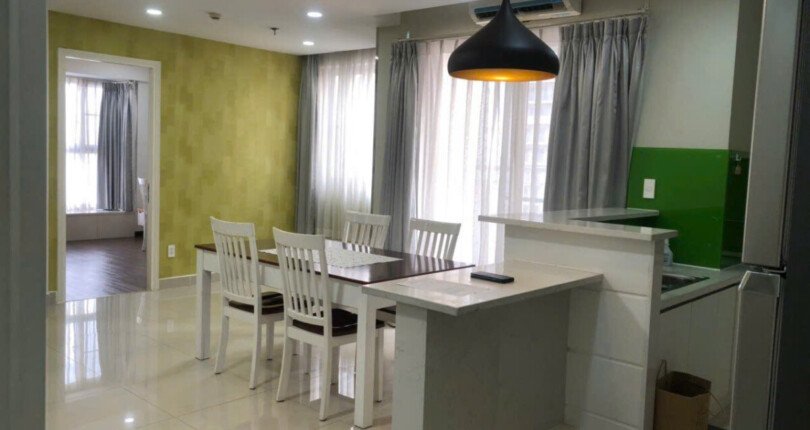 z6510120494638 df337396333f58f148b8c996d21d119b 810x430 - Cho thuê Sceninc Valley Block E Tầng 15 dt 94m 2 phòng giá 28 triệu