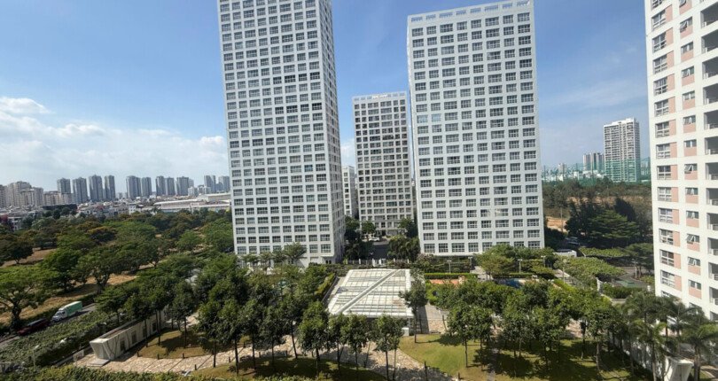 z6525680251951 ea759f47447fc7887db4c16346b01761 810x430 - Bán Happy Valley Block I Tầng 7 dt 100m 3 phòng giá 7,9 tỷ