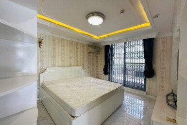 z6525687596851_eaf3b4362aee64d1e0ddf4c8a5855786