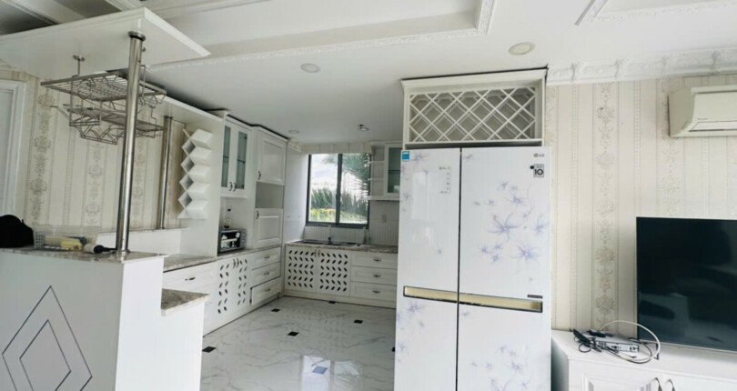 z6525687620827 e3d64e0f8d75739f229fb2e4a6c2538c 810x430 - Bán Green Valley Block C Tầng 2 dt 128m 3 phòng giá 9 tỷ