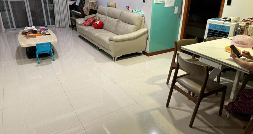 z6533325060431 fd4d00f9aed67f06c54ffdb593ceb92f 810x430 - Bán Scenic Valley 1 Block A Tầng 2 dt 118m 3 phòng giá 12 tỷ