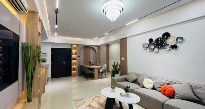 ban can ho green valley 6 810x430 - Chuyển nhượng CH Green Valley. DT 120m2 Thiết kế 3 Phòng-2wc- View sân Goft. Full nội thất- Giá 9.8 Tỷ