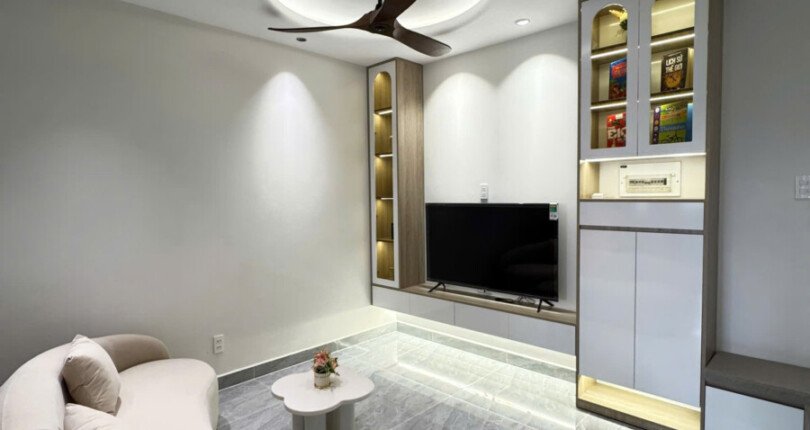 ban can ho hung vuong 2 6 1 810x430 - Bán căn hộ đẹp tại Hưng Vượng 2. DT 60m2 thiết kế 2 phòng-2wc- Nội thất mới 100%- Giá bán 4.460 TỶ
