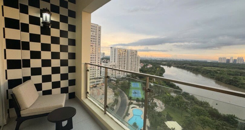 ban can ho riverside residence 4 810x430 - Cần chuyển nhượng căn hộ Riverside Residence. DT 136m2- Nhà mới 100% View Trực diện sông- 3 Phòng-2wc- Giá 14.9 Tỷ