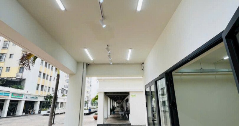 ban can shop tao sky garden 2 21 1 810x430 - Bán shop house tại Sky Garden 2. Tổng DT 212m2- Vị trí đẹp, đông đúc nhất khu phố. Cho thuê 80 Triệu/Tháng. Giá 18 Tỷ (TL)