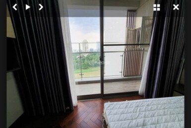 ban-cong-phong-ngu-master-truc-dien-song