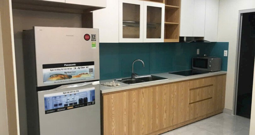 can canh bep hoan thien 810x430 - Giá mua bán căn hộ 2pn block F view hồ bơi chung cư Scenic Valley 1 Quận 7 T5/2025