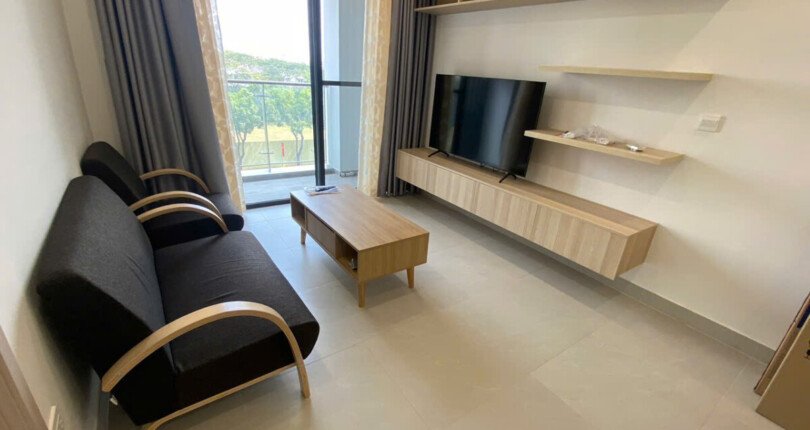 can canh phong khach can ho ban 810x430 - Giá mua bán căn hộ 2pn block A chung cư Hưng Phúc Happy Premier Quận 7 T5/2025