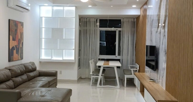 cho thue can ho sky garden 3 5 4 810x430 - Cho thuê căn hộ Sky Garden 3. Căn góc 72m2 View trực diện hồ bơi- nội thất mới- 2 Phòng-2wc- Giá 22 Triệu/Tháng