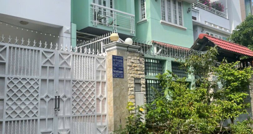 day nha biet thu my toan 1 810x430 - Giá mua bán nhà Biệt thự song lập có hầm đường Nội khu Mỹ Toàn 1 Quận 7 T5/2025