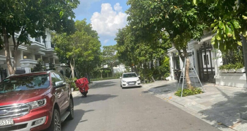 duong noi kdc 810x430 - Giá cho thuê nhà Biệt thự nguyên căn 5pn có thang máy kdc Green Star Quận 7 T5/2025