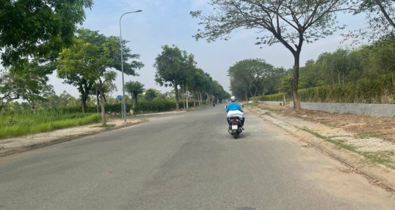 duong noi khu du an 2 810x430 - Giá mua bán đất nền nhà phố mặt Đường số 11 kdc Phú Xuân Vạn Phát Hưng Nhà Bè T6/2025