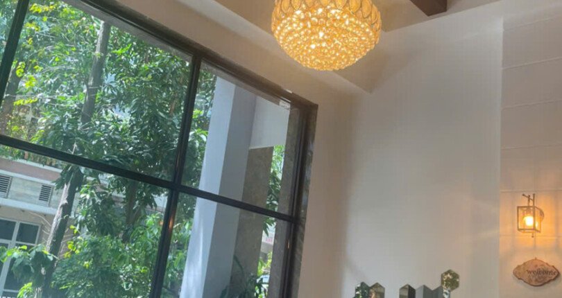 goc phong khach thiet ke sang trong 810x430 - Giá cho thuê tòa nhà văn phòng nguyên căn Phú Mỹ Hưng Quận 7 T5/2025