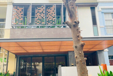 hinh anh mua ban nha biet thu nguyen can noi khu hung thai quan 7 t5 2025 385x258 - Giá mua bán nhà Biệt thự nguyên căn 3pn nội khu Hưng Thái Quận 7 T5/2025