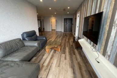 hinh-anh-phong-khach-can-ho-ban