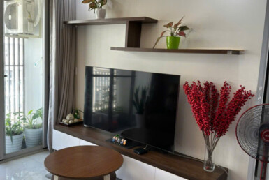 hinh anh phong khach can ho can ban 14 385x258 - Bán căn hộ chung cư Scenic Valley 1, 80m2, giá 6.650 tỷ, nhà đẹp, view sân golf, xem nhà dễ.