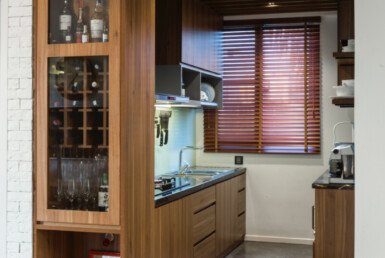 khong-gian-bep-trong-can-ho-ban