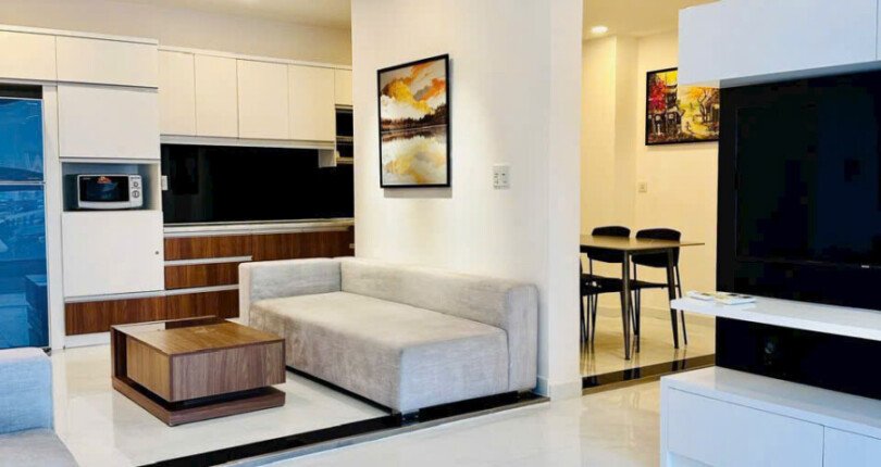 khong gian phong khach can ho ban 3 810x430 - Giá mua bán căn hộ 3pn chung cư Star Hill Quận 7 T5/2025